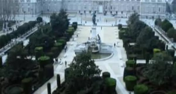 Plaza-de-Oriente-Madrid