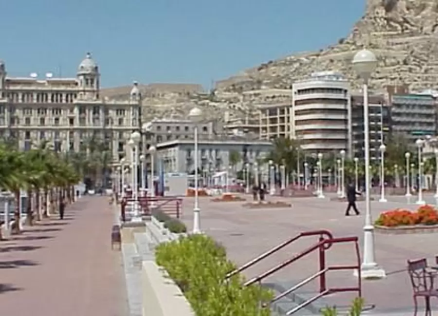 Plaza-Las-Canalejas-Alican