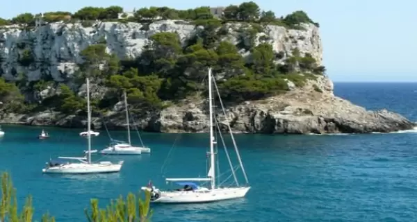 Cala-Galdana-en-Menorca