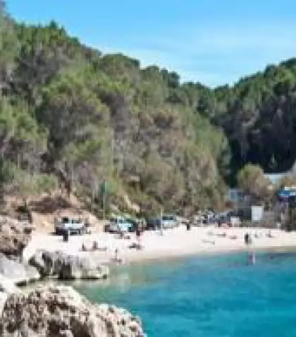 Playa-Cala-Salada-Ibiza