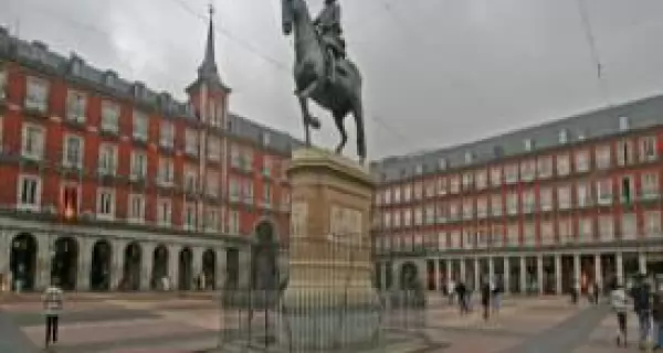 La-Plaza-Mayor-Madrid