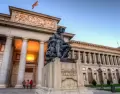 Fachada principal del Museo del Prado en Madrid.