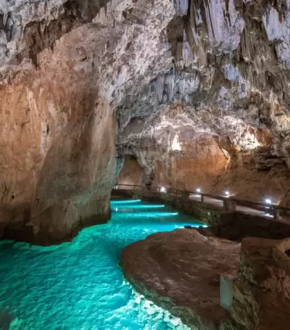 Cueva de Valporquero