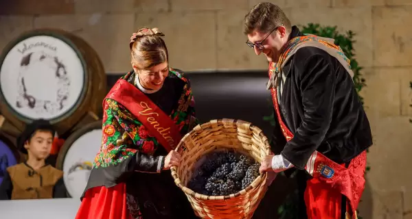 La Fiesta de la Vendimia en Logro�o, una tradici�n oto�al que combina vino, m�sica y cultura.