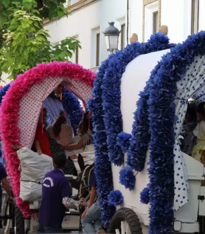 La Romer�a del Roc�o, una de las peregrinaciones m�s emblem�ticas de Andaluc�a.