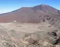 El Teide, punto m�s alto de Espa�a y uno de los escenarios naturales m�s impactantes del archipi�lago canario.