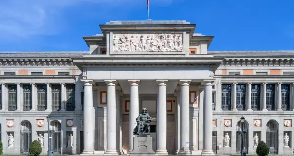 El Museo del Prado, s�mbolo del arte cl�sico y una de las pinacotecas m�s importantes del mundo.