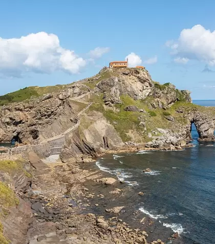 San Juan de Gaztelugatxe, un icono del turismo fotogr�fico en el norte de Espa�a.