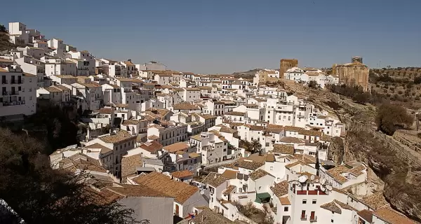 Setenil de las Bodegas, uno de los pueblos m�s originales y fotog�nicos de Andaluc�a.