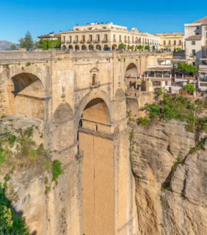 El Puente Nuevo es el gran icono visual de la ciudad de Ronda.