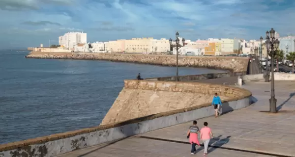El Campo del Sur ofrece vistas abiertas al Atl�ntico.