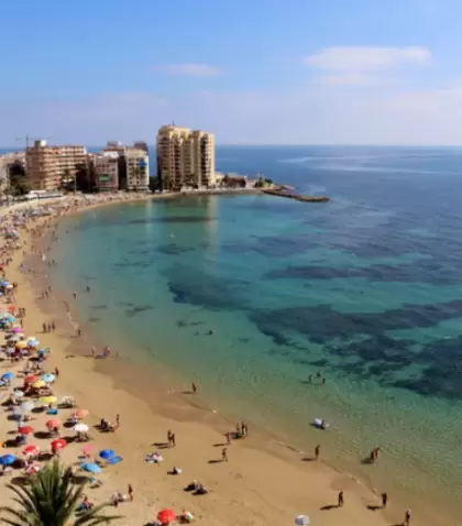 El paseo mar�timo es ideal para caminar durante los meses fr�os.