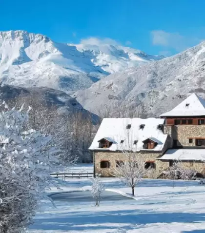 El invierno ofrece paisajes naturales tranquilos y accesibles.