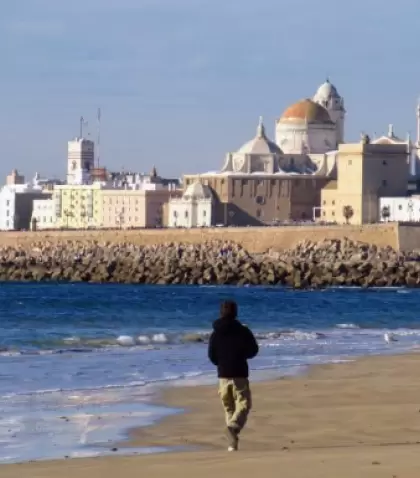 La Costa Blanca ofrece temperaturas suaves durante febrero.