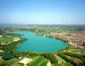 El lago de Banyoles es el coraz�n natural de la ciudad y su principal atractivo.