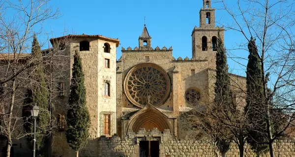 El Monasterio de Sant Cugat es uno de los conjuntos rom�nicos m�s importantes de Catalu�a.