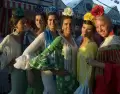En la Feria de Abril, el flamenco marca el pulso: baile, m�sica y tradici�n que se viven de forma espont�nea en cada caseta.