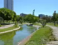 Paseo por el Jard�n del Turia en Valencia.