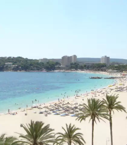 En Mallorca, abril ofrece calas espectaculares, pero un clima m�s suave y cambiante.