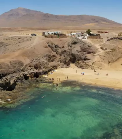 En mayo, las playas de Canarias se disfrutan de otra manera.