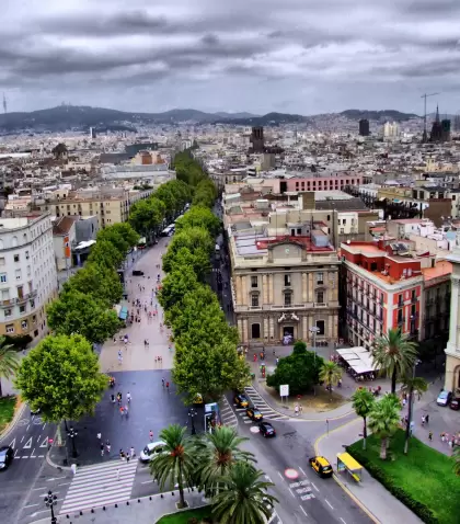 Buen clima, vistas abiertas y ciudad en movimiento: Barcelona en mayo se disfruta si eliges bien el momento.
