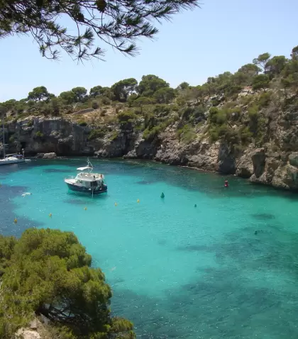 Calas espectaculares, sol suave y mar a�n fresco: Mallorca en mayo invita a la playa, no siempre al ba�o.