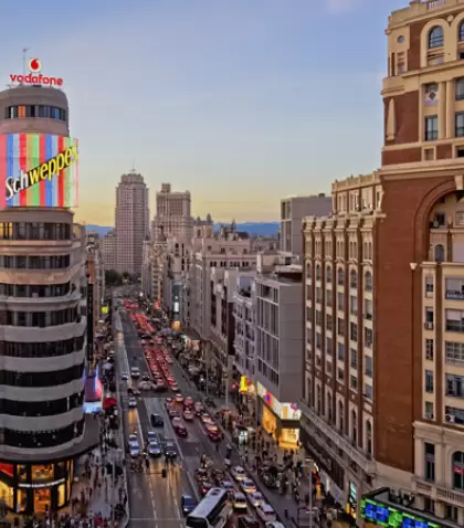 Terrazas llenas, calles vivas y planes espont�neos: Madrid en mayo se descubre m�s all� del mapa.
