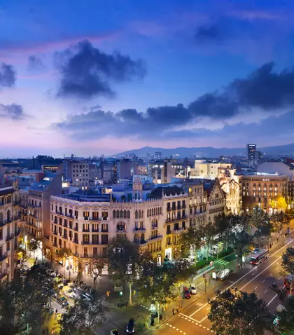 Barcelona en mayo: terrazas, caminatas y mar sin el calor intenso del verano.
