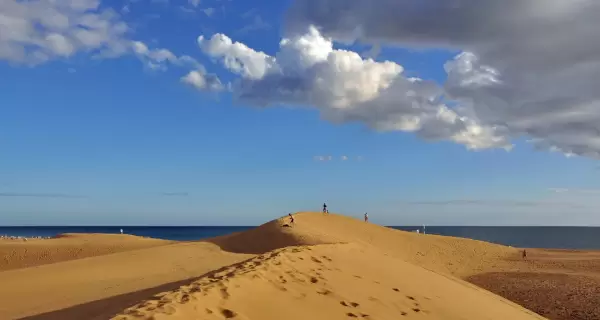 Las Dunas de Maspalomas, un cl�sico de junio antes del verano fuerte.