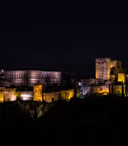 Junio cambia Granada: m�s calor, mejores noches y otro ritmo.