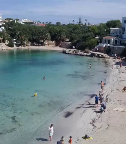 Menorca en junio luce sus mejores calas antes del turismo masivo.