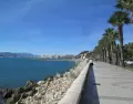 Paseo junto al Mediterr�neo, sol de junio y una M�laga que ya se siente plenamente veraniega.