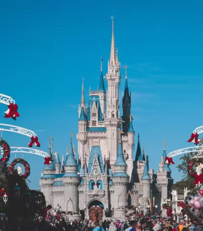 Viajar a Disney en vacaciones de invierno puede ser una experiencia inolvidable.