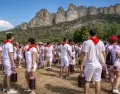 Participantes de la Batalla del Vino de Haro antes de empezar.
