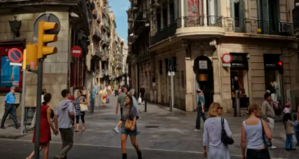 En Julio, elegir bien los horarios ayuda a evitar aglomeraciones y calor.