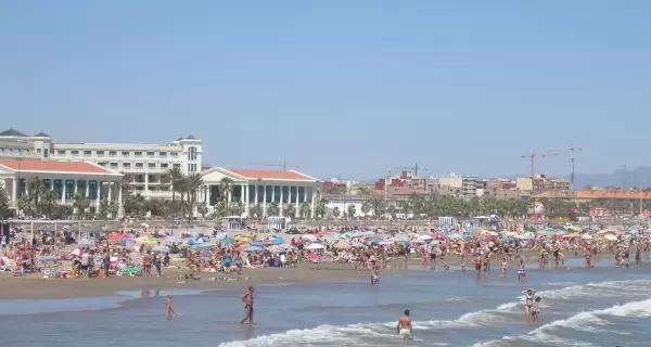 Comparativa pr�ctica entre Valencia y M�laga en julio.